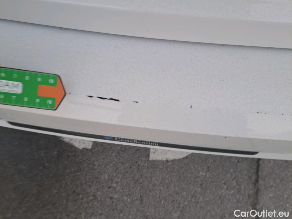  Seat  Ibiza SEAT  / 2017 / 5P / berlina con portón 1.0 TSI 70kW (95CV) Style #11