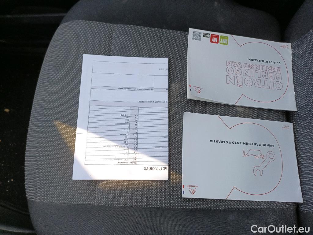  Citroen  Berlingo CITROEN  / 2018 / 3P / furgón derivado de turismo Talla M BlueHDi 100 CONTROL #33