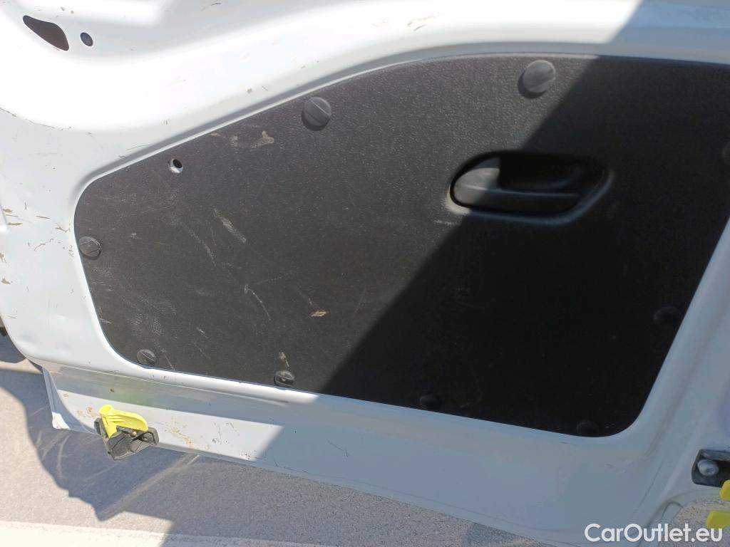  Citroen  Berlingo CITROEN  / 2018 / 3P / furgón derivado de turismo Talla M BlueHDi 100 CONTROL #37