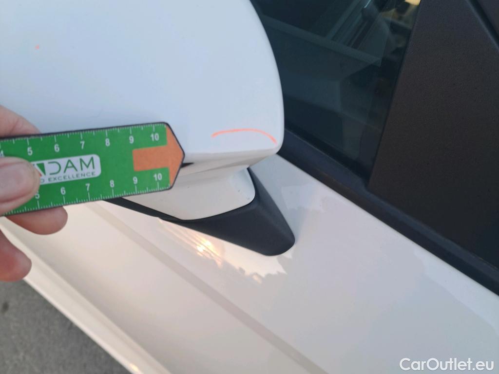  Seat  Ibiza SEAT  / 2017 / 5P / berlina con portón 1.0 TSI 70kW (95CV) Style #22