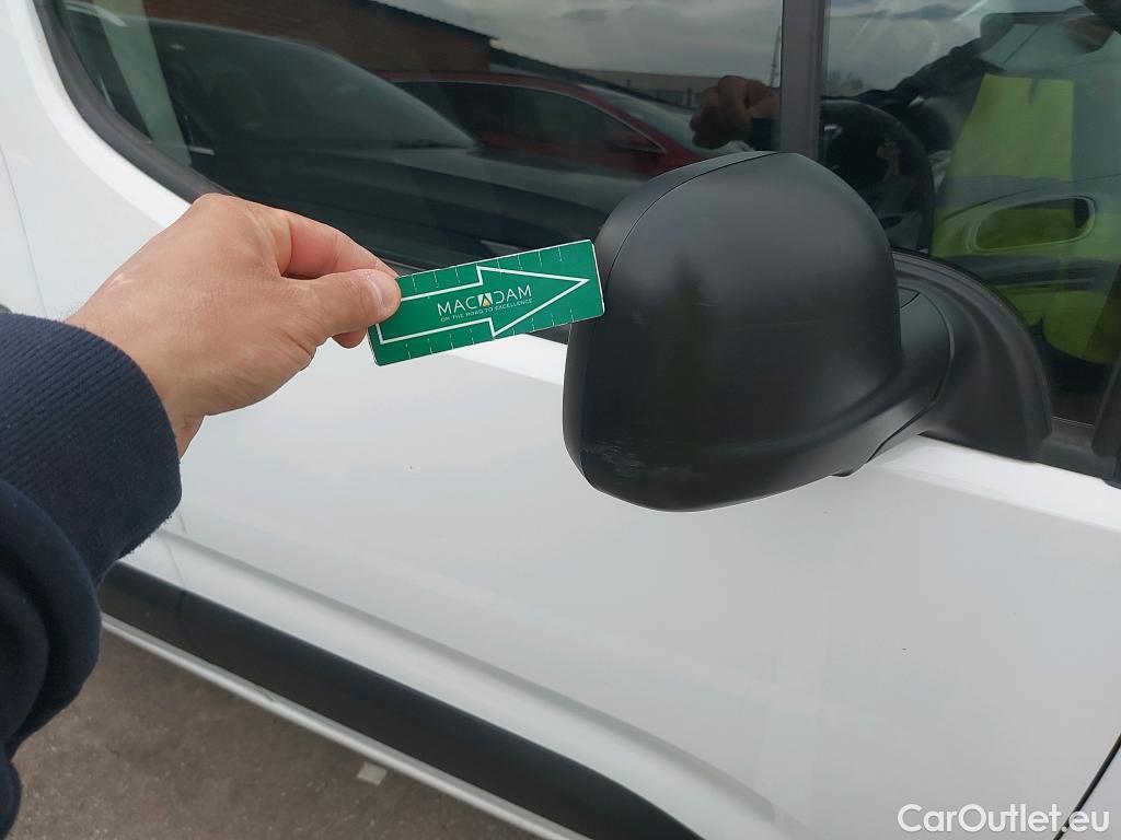  Citroen  Berlingo CITROEN  / 2018 / 3P / furgón derivado de turismo Talla M BlueHDi 100 CONTROL #21