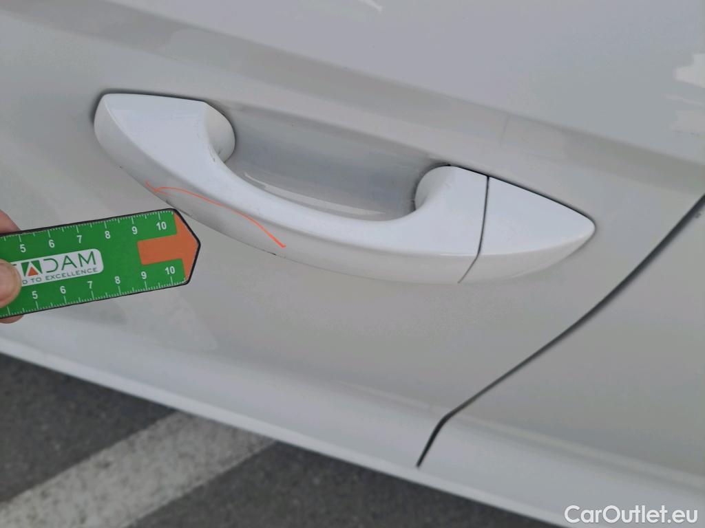  Seat  Ibiza SEAT  / 2017 / 5P / berlina con portón 1.0 TSI 70kW (95CV) Style #18