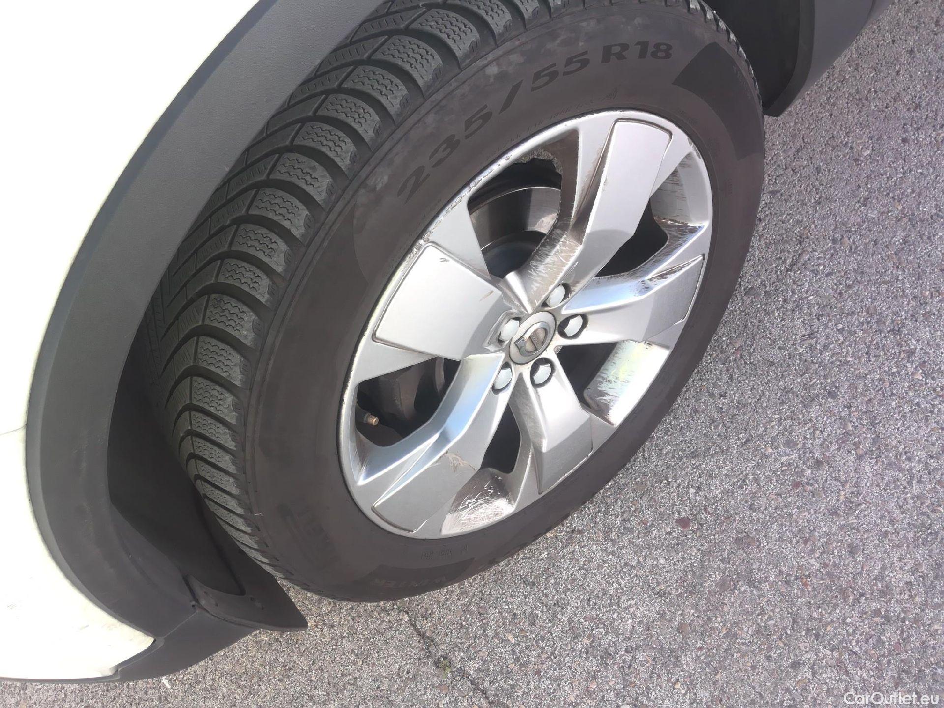  Volvo  XC 40 VOLVO XC40 / 2017 / 5P / todoterreno 1.5 T3 Momentum Pro Auto #13