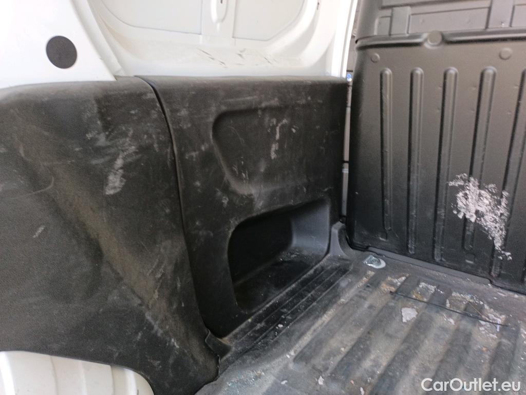  Citroen  Berlingo CITROEN  / 2018 / 3P / furgón derivado de turismo Talla M BlueHDi 100 CONTROL #38