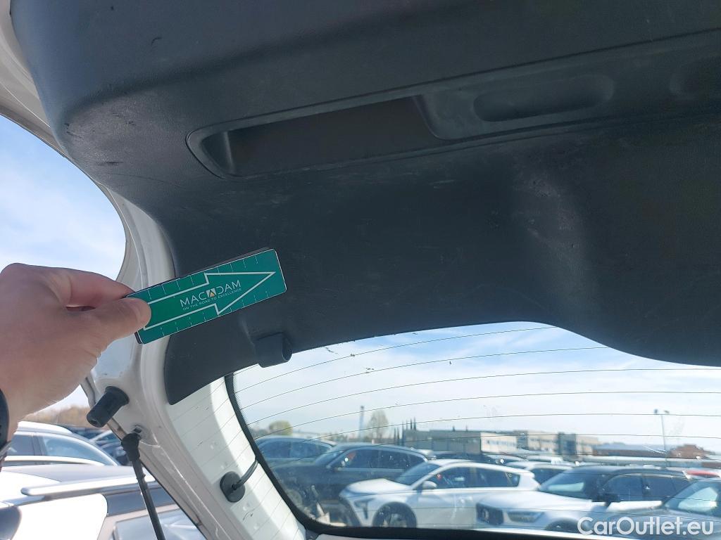  Citroen  C3 CITROEN  / 2016 / 5P / berlina comercial BlueHDi 73KW (100CV) S&S Comercial #14