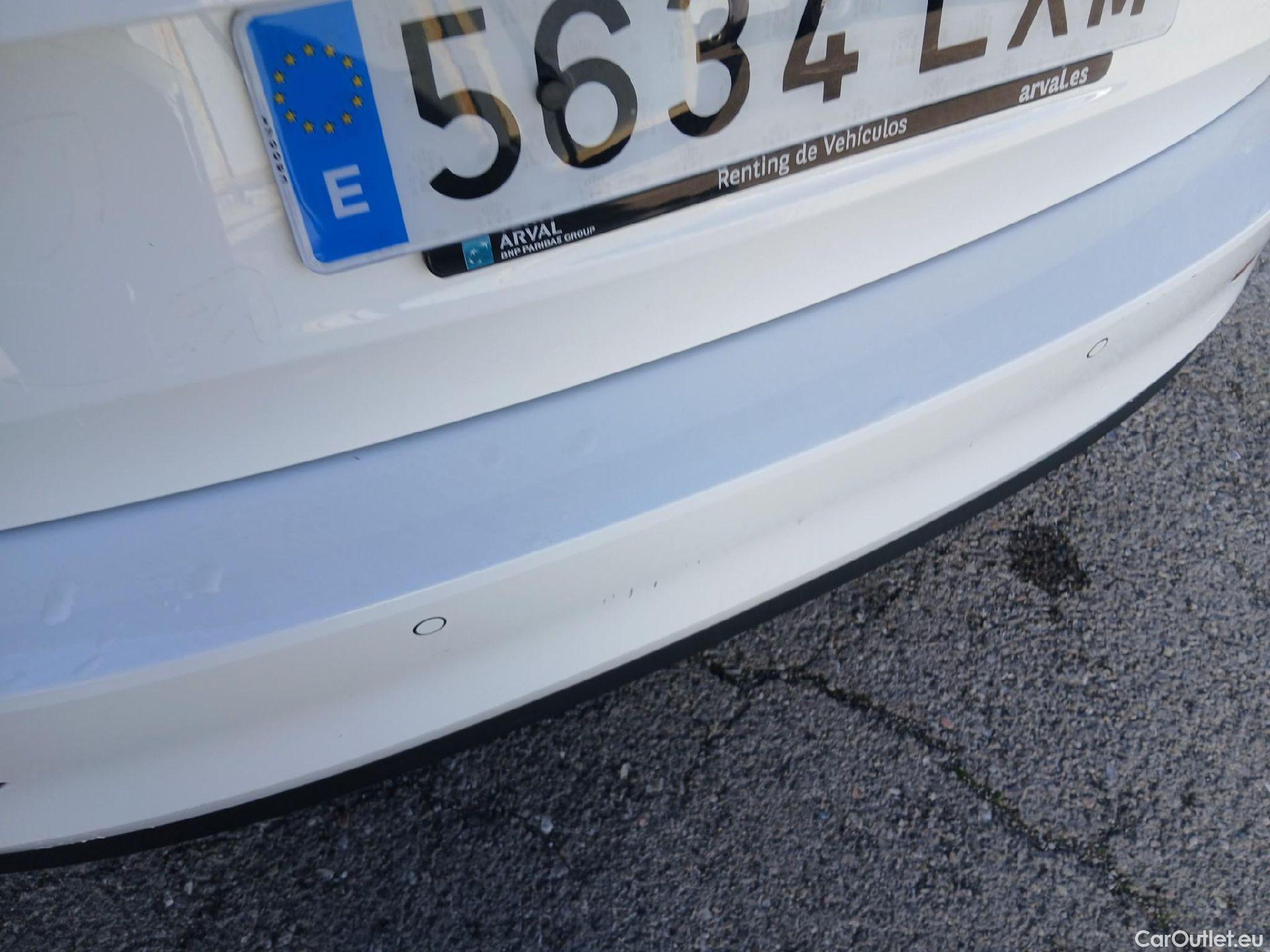  Skoda  Scala SKODA  / 2019 / 5P / berlina con portón 1.0 TGI 66KW (90CV) Active #11