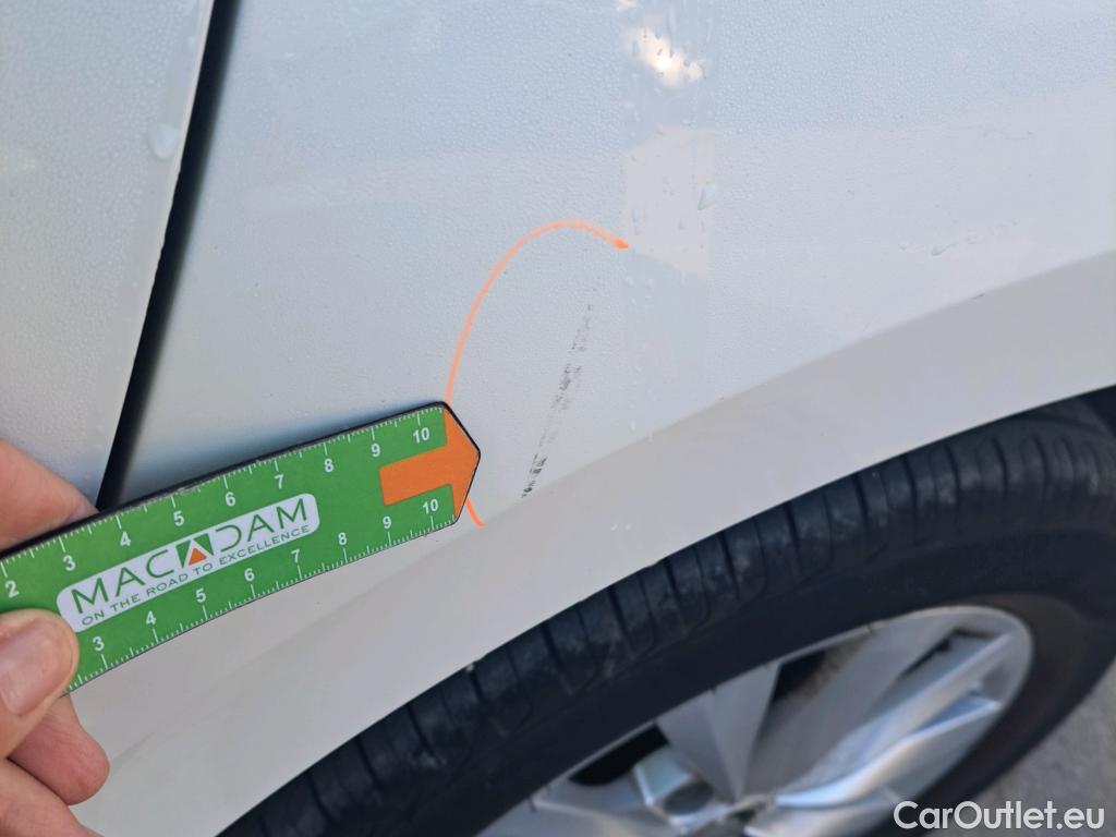  Skoda  KAMIQ SKODA  1.0 TSI 81kW (110CV) DSG Ambition #16