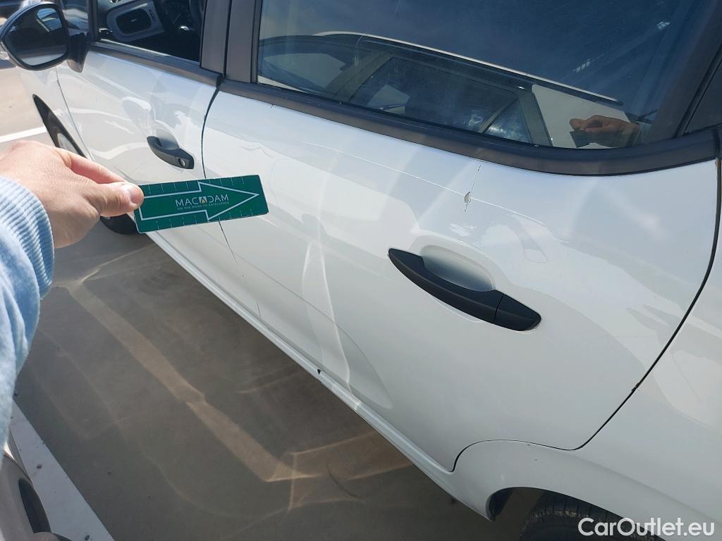  Citroen  C3 CITROEN  / 2016 / 5P / berlina comercial BlueHDi 73KW (100CV) S&S Comercial #15