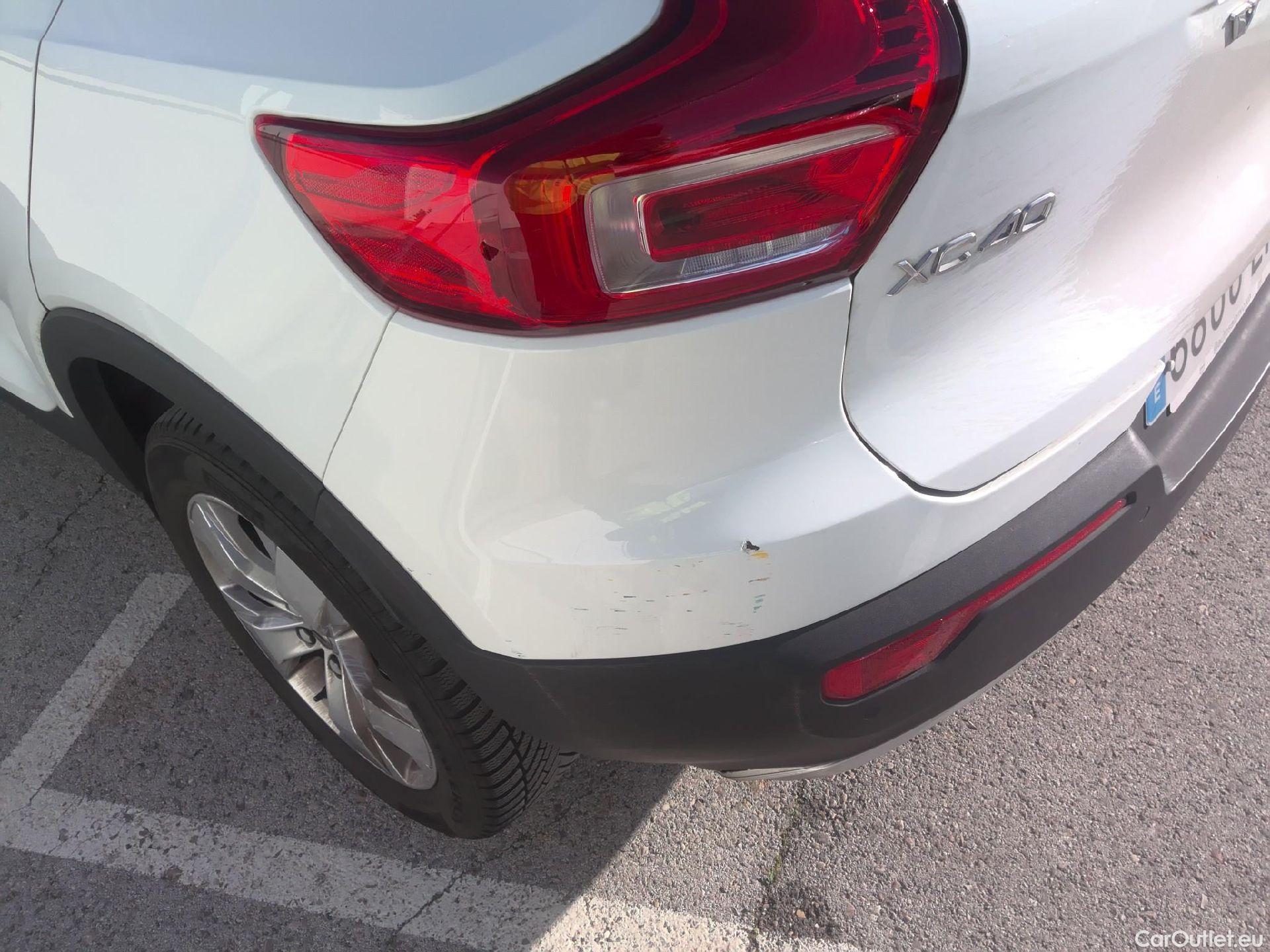  Volvo  XC 40 VOLVO XC40 / 2017 / 5P / todoterreno 1.5 T3 Momentum Pro Auto #21