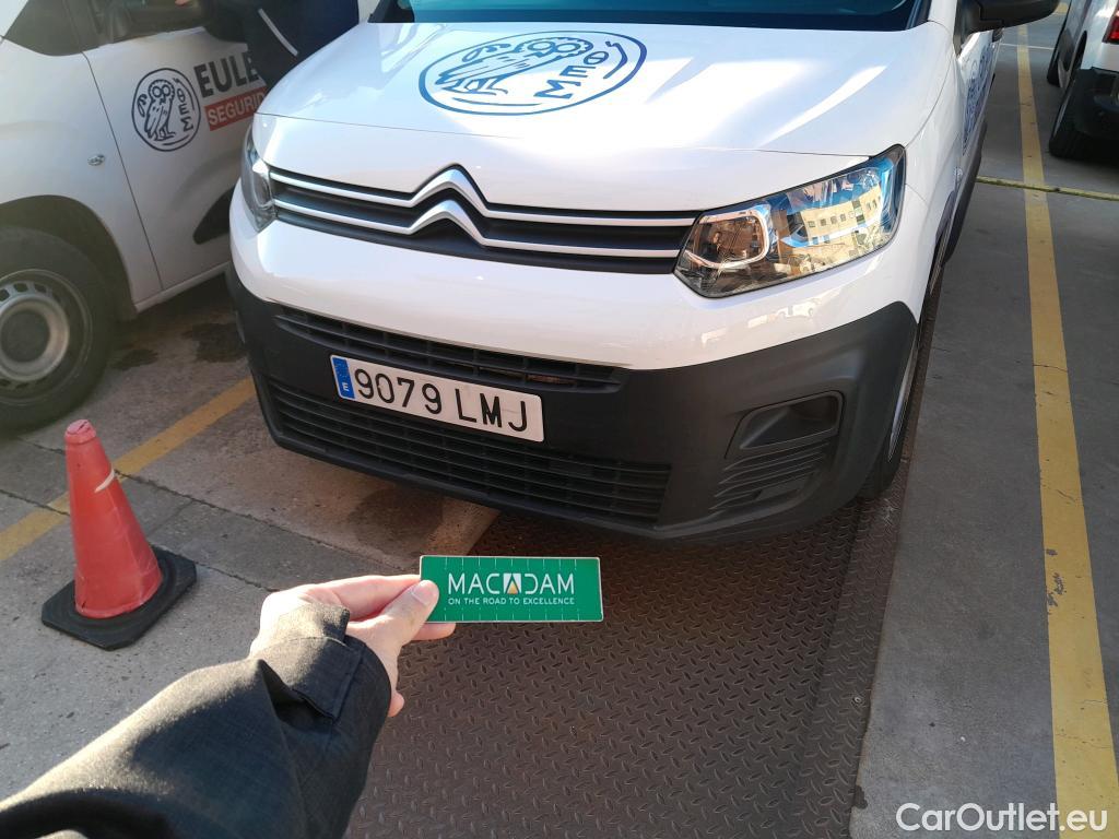  Citroen  Berlingo CITROEN  / 2018 / 3P / furgón derivado de turismo Talla M BlueHDi 100 CONTROL  #33