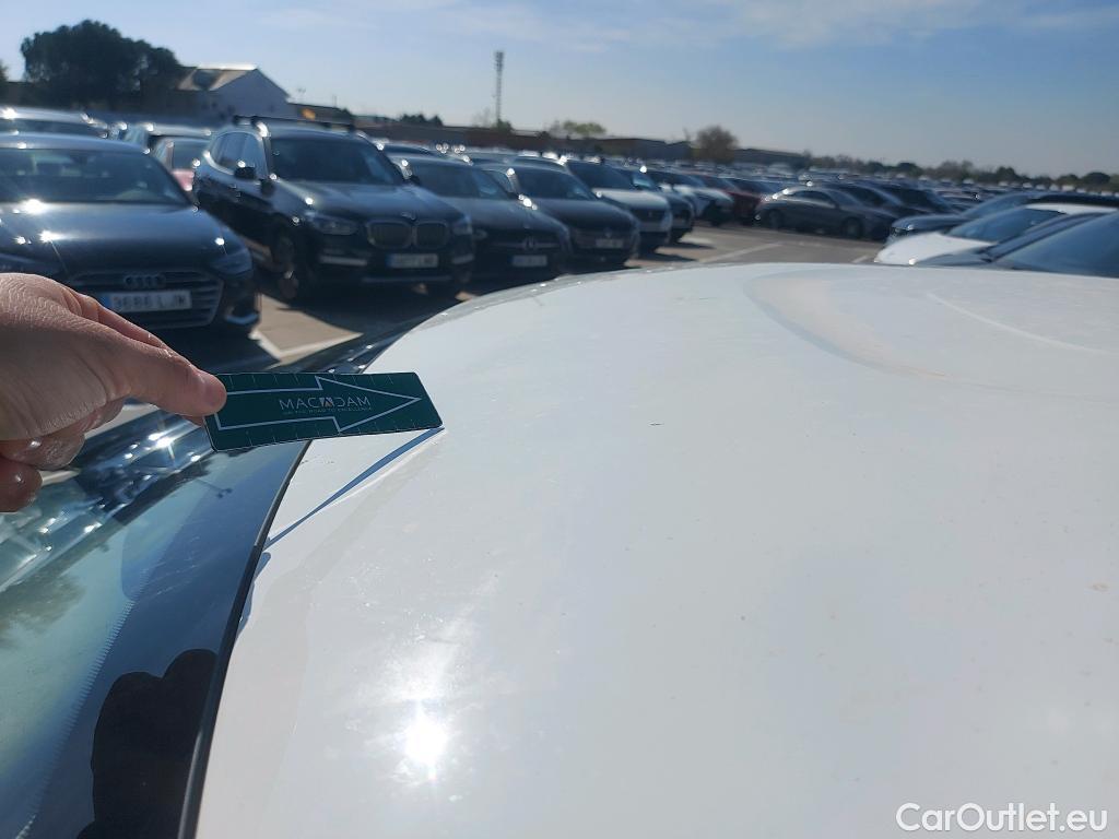  Citroen  C3 CITROEN  / 2016 / 5P / berlina comercial BlueHDi 73KW (100CV) S&S Comercial #3