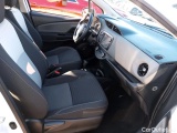 Toyota  Yaris TOYOTA  / 2017 / 5P / berlina con portón 1.5 100H Active #6