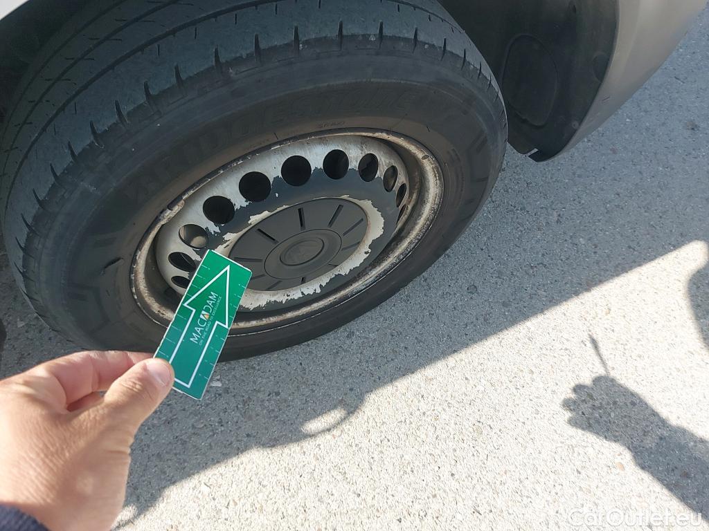  Land Rover  Discovery VOLKSWAGEN Transporter / 2020 / 4P / furgón Furgón Largo TN 2.0 TDI 81kW (110CV) #38