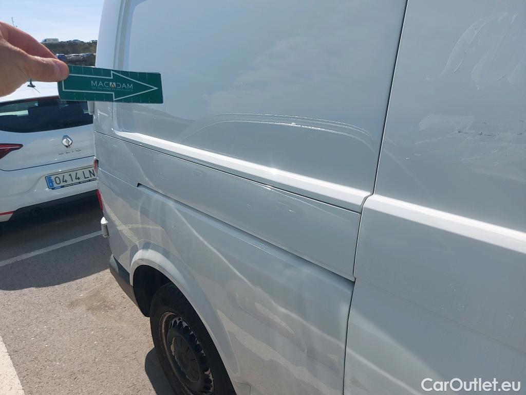  Land Rover  Discovery VOLKSWAGEN Transporter / 2020 / 4P / furgón Furgón Largo TN 2.0 TDI 81kW (110CV) #19