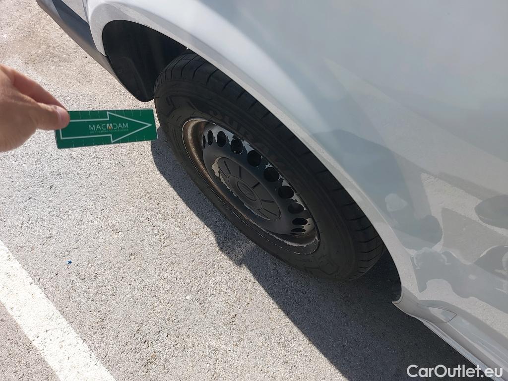  Land Rover  Discovery VOLKSWAGEN Transporter / 2020 / 4P / furgón Furgón Largo TN 2.0 TDI 81kW (110CV) #33