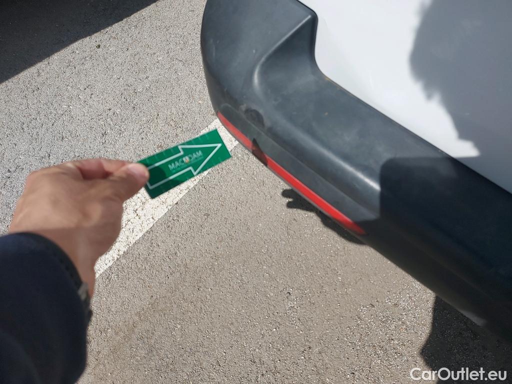 Land Rover  Discovery VOLKSWAGEN Transporter / 2020 / 4P / furgón Furgón Largo TN 2.0 TDI 81kW (110CV) #25