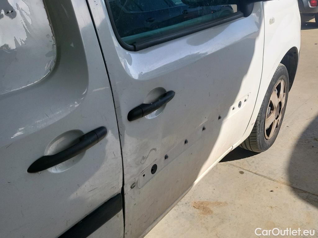  Nissan  NV200 NISSAN NV250 / 2019 / 4P / furgón 2pl 1.5dCi 70 kW (95CV) L2H1 ÓPTIMA #7