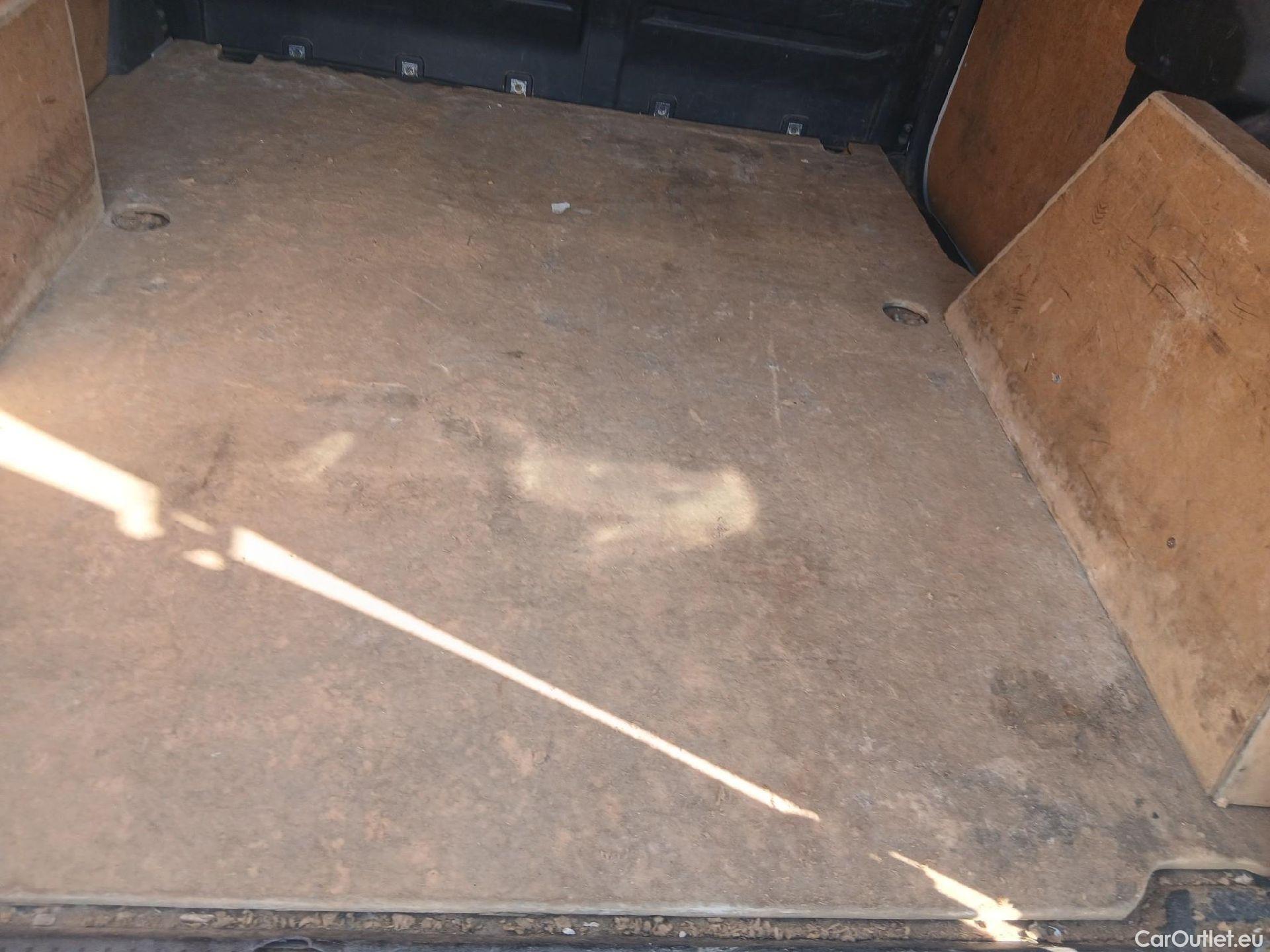  Nissan  Townstar NISSAN  / 2021 / 4P / furgón derivado de turismo 2 plazas 1.3G 96kW L1 Profesional #17