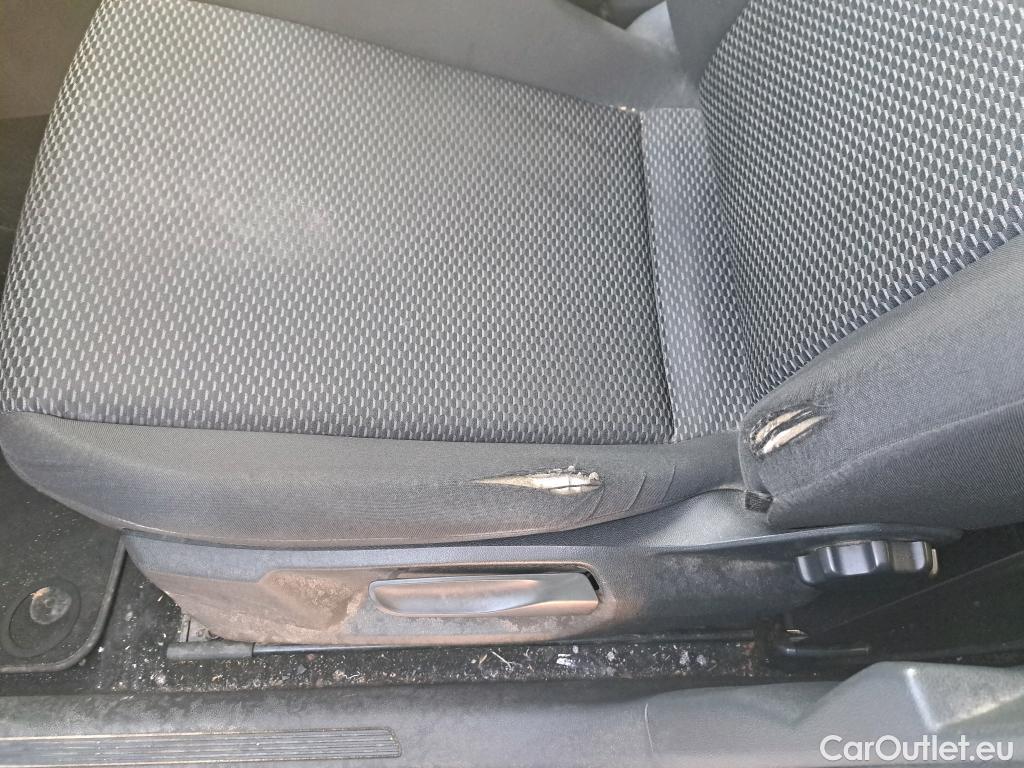  Volkswagen  Polo VOLKSWAGEN  / 2017 / 5P / berlina con portón Edition 1.0 59kW (80CV) (VEHICULO COMERCIAL) #15