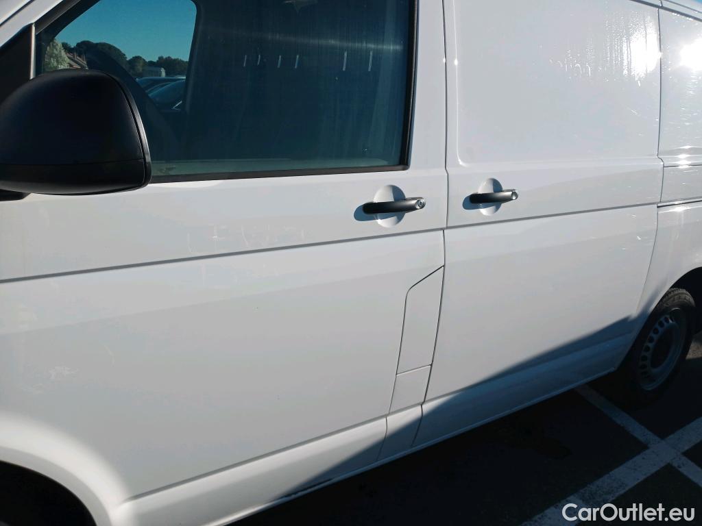  Land Rover  Discovery VOLKSWAGEN Transporter / 2020 / 4P / furgón Furgón Corto TN 2.0 TDI 110kW 4MO #27
