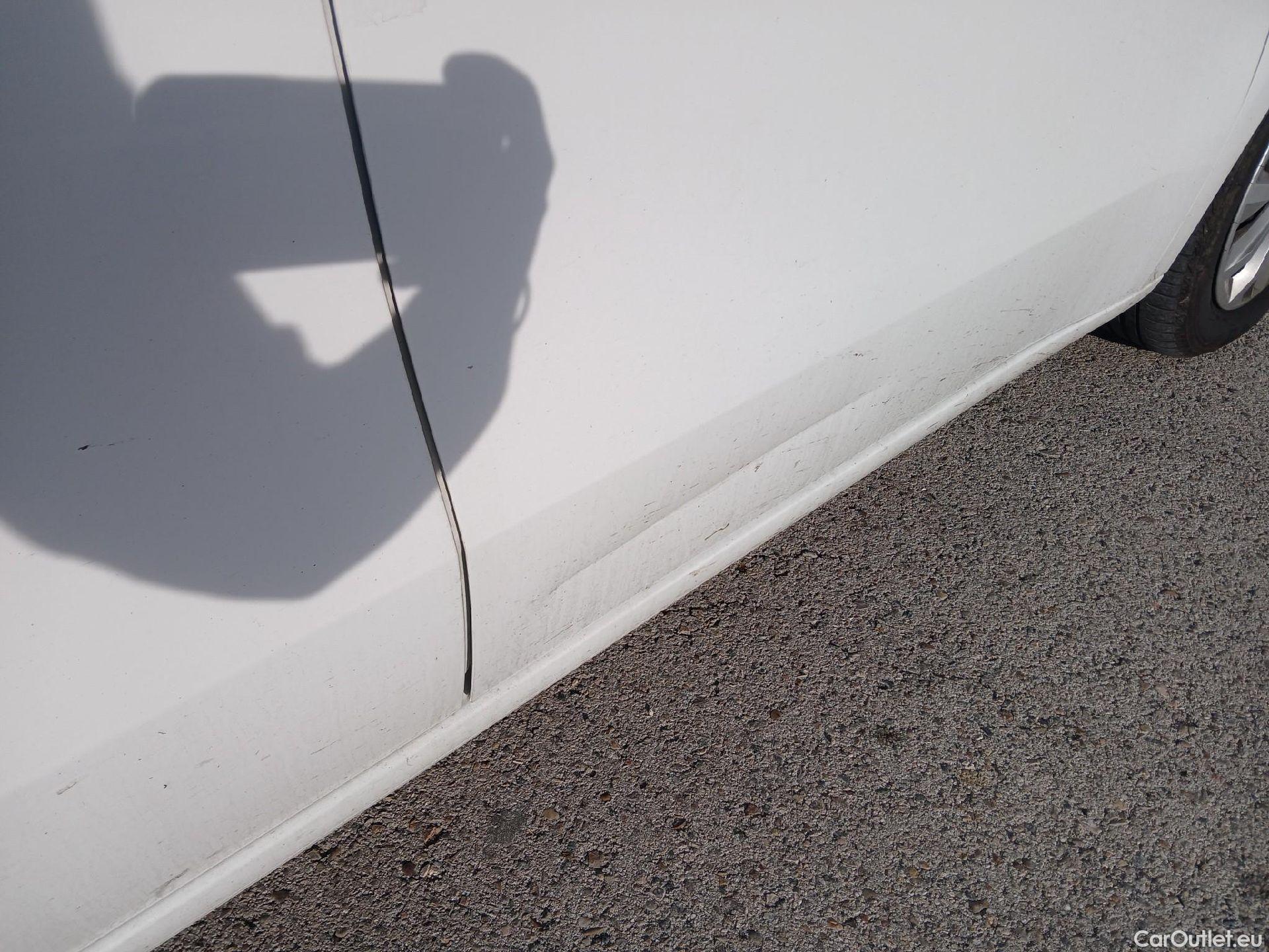  Renault  Kangoo RENAULT  Combi / 2021 / 5P / combi Life Edition One 1.5 Blue dCi 70kW(95CV) (IND)(AC) #31