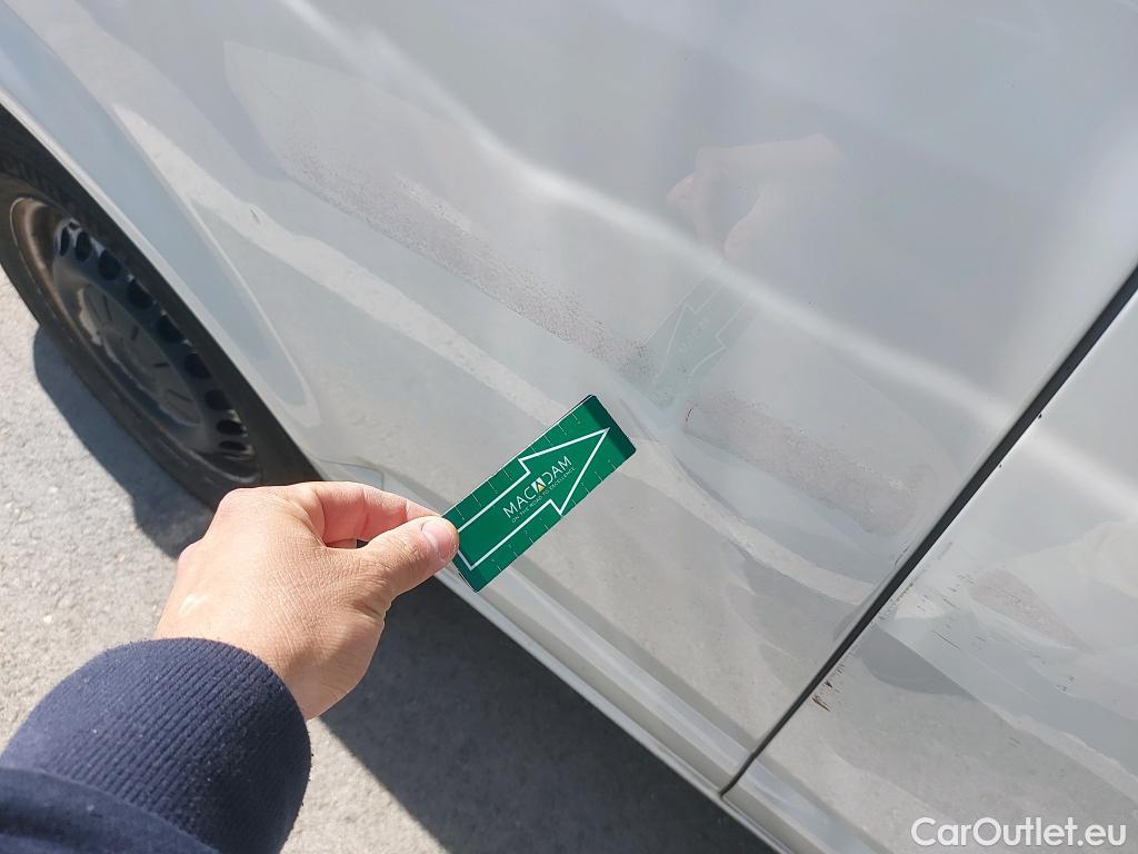  Land Rover  Discovery VOLKSWAGEN Transporter / 2020 / 4P / furgón Furgón Largo TN 2.0 TDI 81kW (110CV) #20