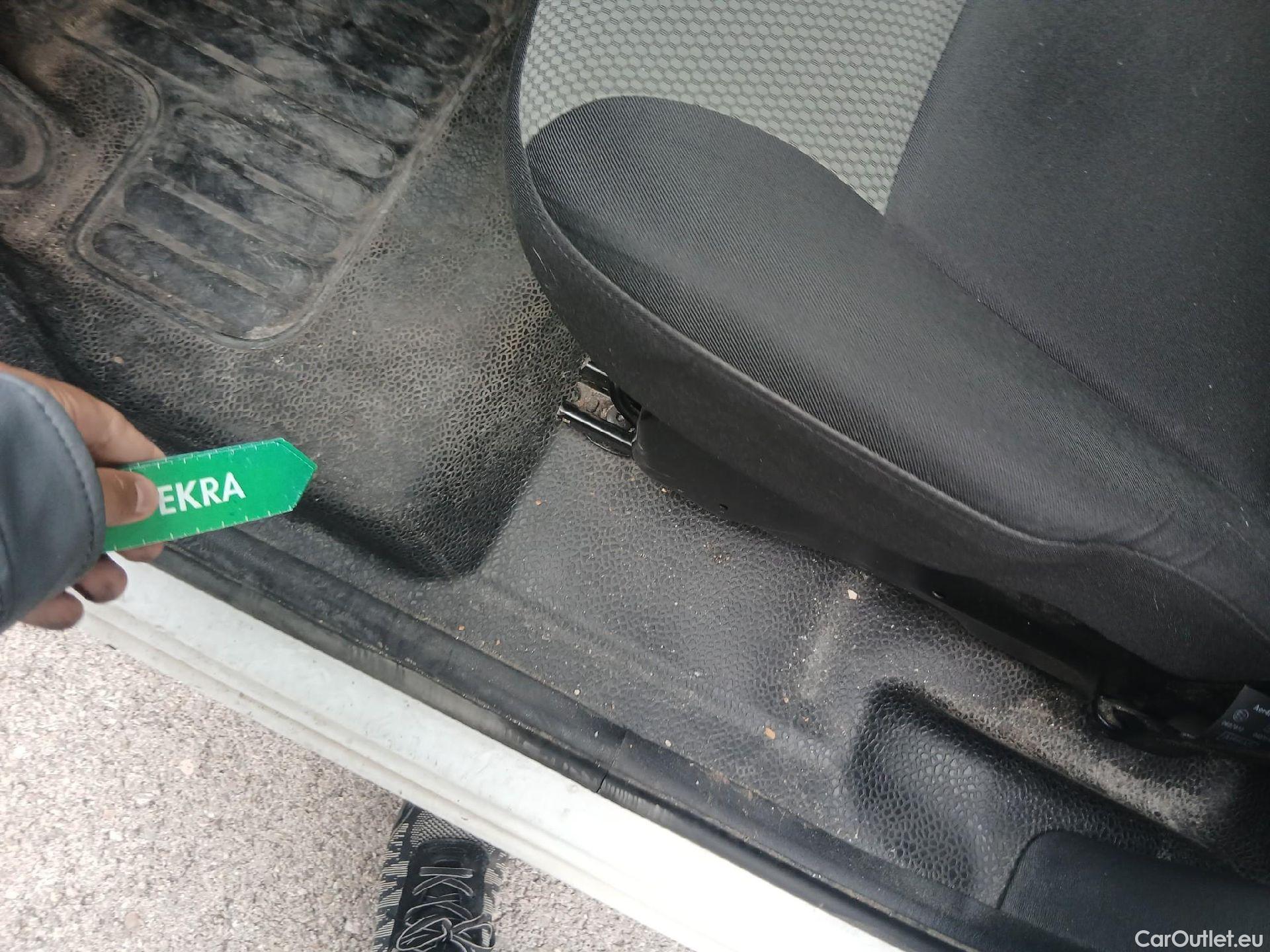  Renault  Kangoo RENAULT  Furgón/2013/3P/furgón derivado de turismo Profesional Blue dCi 59 kW (80CV) #8