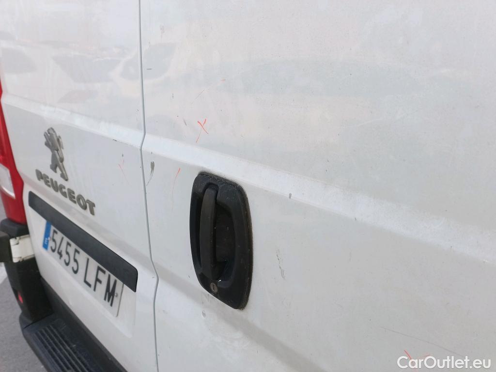  Peugeot  Boxer PEUGEOT  / 2014 / 4P / furgón 335 L2 H2 BHDI 103kW (140CV) S&S 6 V. M (CX) #12