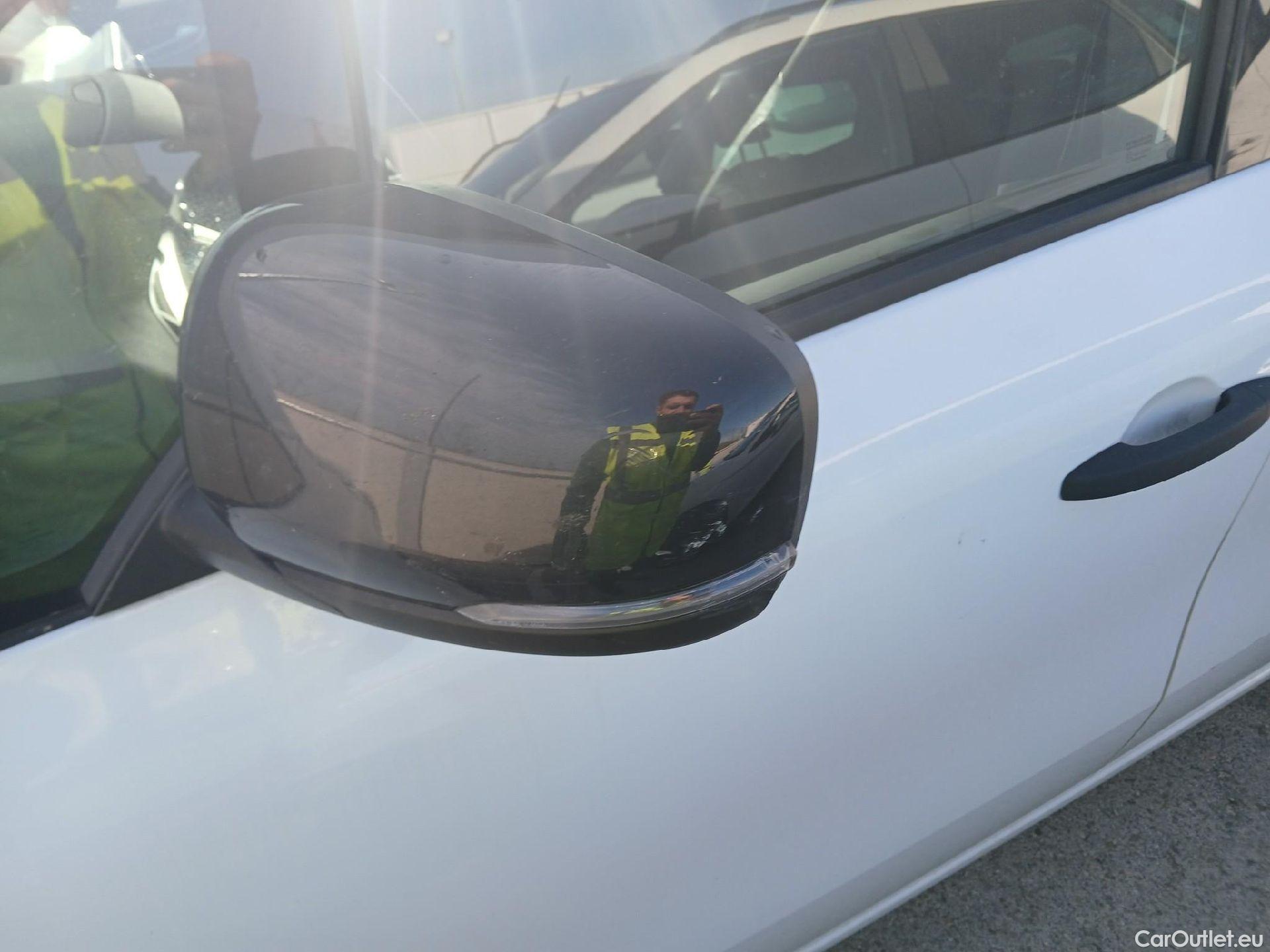  Renault  Kangoo RENAULT  Combi / 2021 / 5P / combi Life Edition One 1.5 Blue dCi 70kW(95CV) (IND)(AC) #20