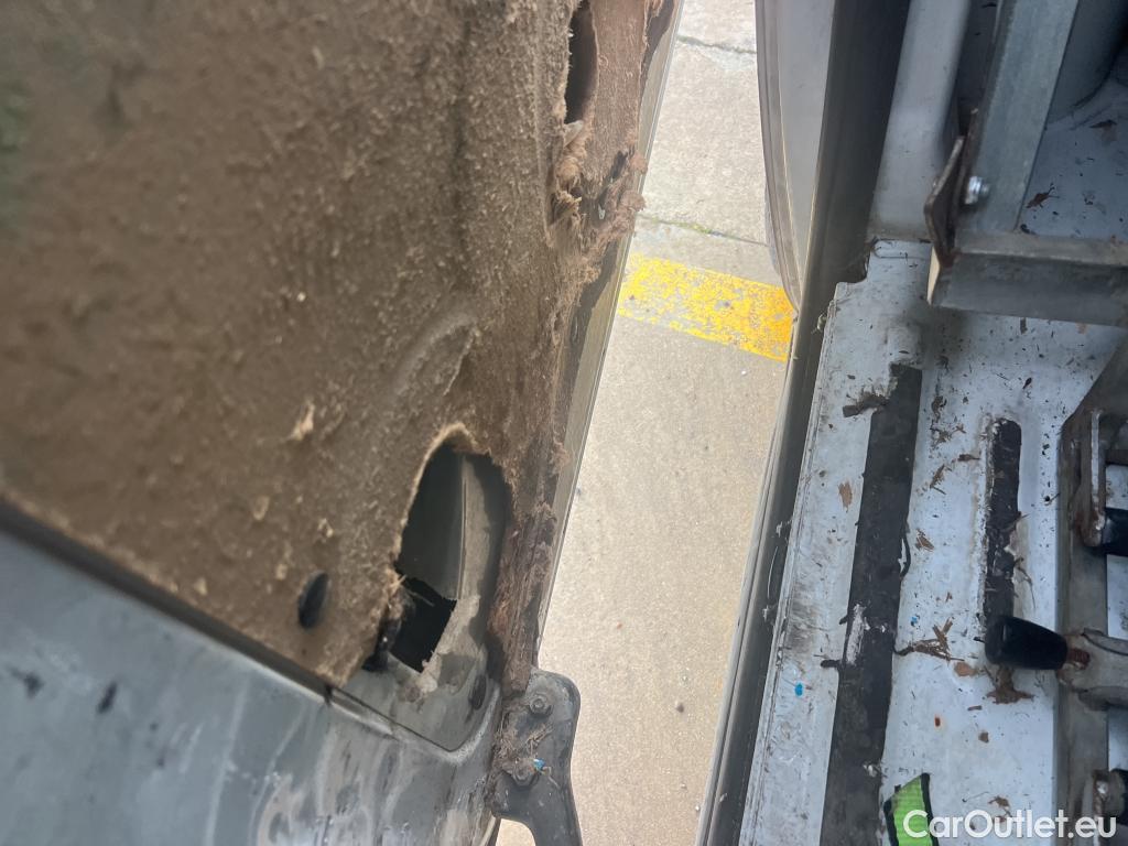  Ford  Transit  Custom Furgón 320 L1 Trend 2.0 TDCi 105CV MT6 E6 #51