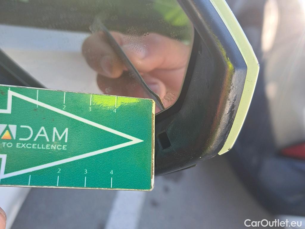  Volkswagen  Polo VOLKSWAGEN  / 2017 / 5P / berlina con portón Edition 1.0 59kW (80CV) (VEHICULO COMERCIAL) #45