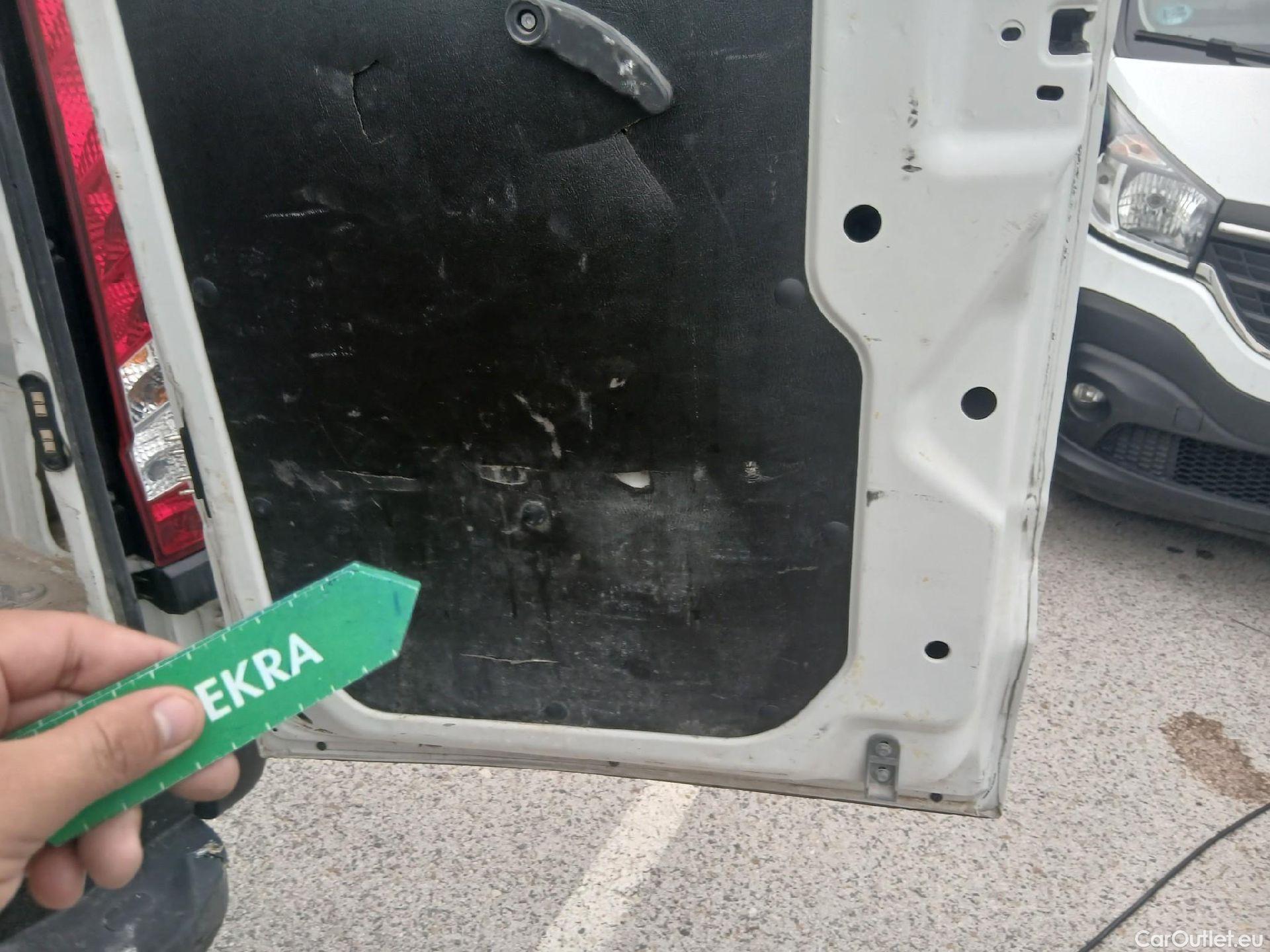  Iveco  Daily IVECO  / 2019 / 4P / furgón 2.3 TD 35S 16 V 3520L/H2 12 M3 #7