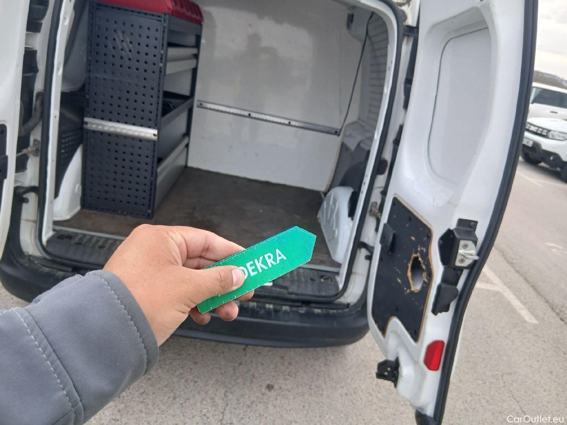  Renault  Kangoo RENAULT  Furgón/2013/3P/furgón derivado de turismo Profesional Blue dCi 59 kW (80CV) #1