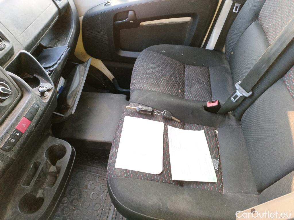  Peugeot  Boxer PEUGEOT  / 2014 / 4P / furgón 335 L2 H2 BHDI 103kW (140CV) S&S 6 V. M (CX) #43