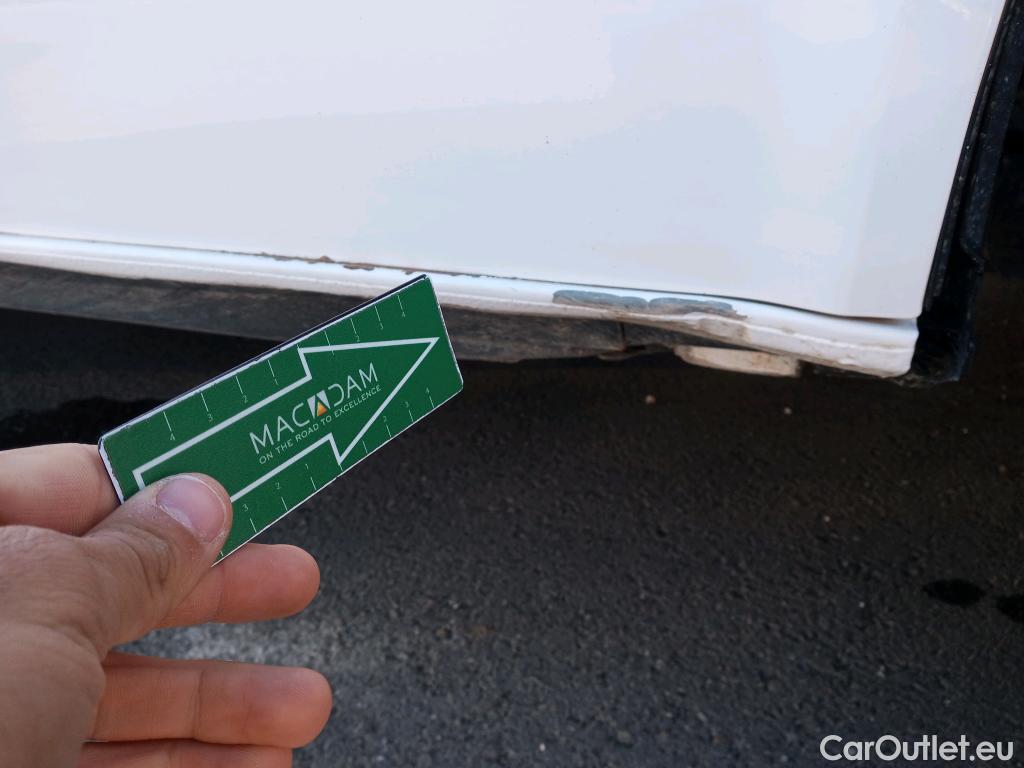  Land Rover  Discovery VOLKSWAGEN Transporter / 2020 / 4P / furgón Furgón Corto TN 2.0 TDI 110kW 4MO #13