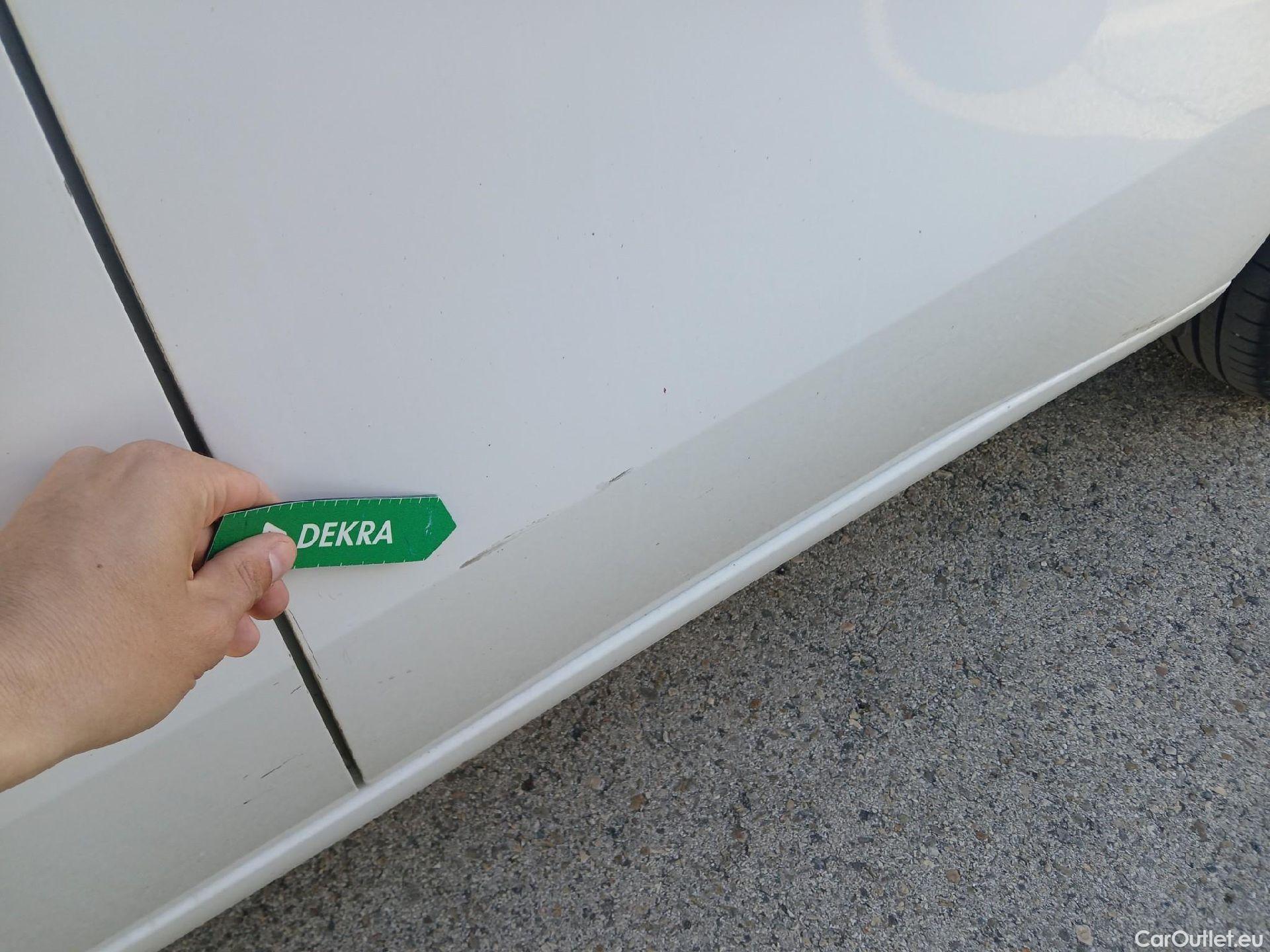  Renault  Kangoo RENAULT  Combi / 2021 / 5P / combi Life Edition One 1.5 Blue dCi 70kW(95CV) (IND)(AC) #22