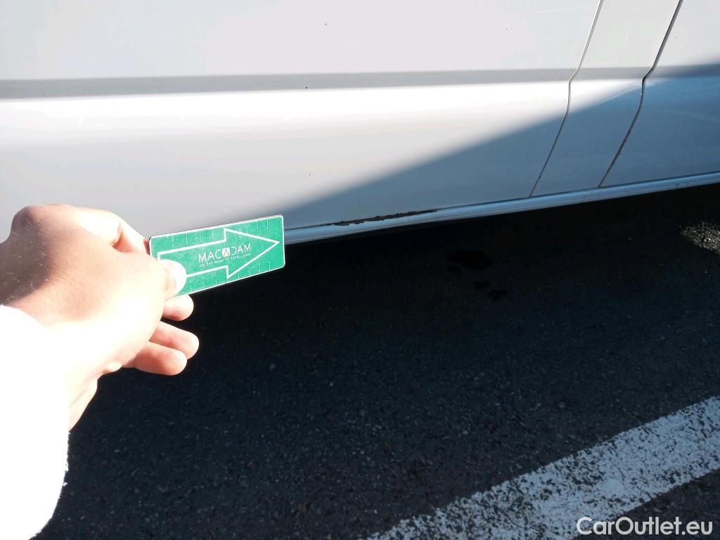  Land Rover  Discovery VOLKSWAGEN Transporter / 2020 / 4P / furgón Furgón Corto TN 2.0 TDI 110kW 4MO #11