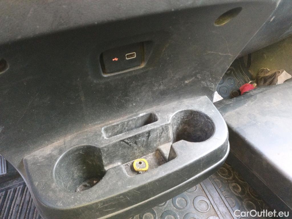  Peugeot  Boxer PEUGEOT  / 2014 / 4P / furgón 335 L2 H2 BHDI 103kW (140CV) S&S 6 V. M (CX) #40