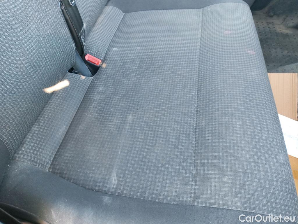  Land Rover  Discovery VOLKSWAGEN Transporter / 2020 / 4P / furgón Furgón Corto TN 2.0 TDI 110kW 4MO #17