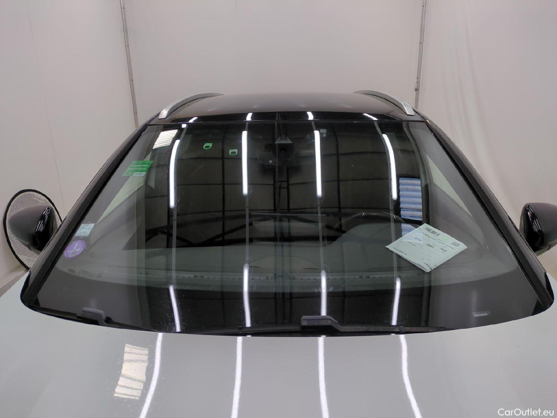  Peugeot  3008 PEUGEOT  / 2020 / 5P / SUV PureTech 180 S&S EAT8 GT Pack #5