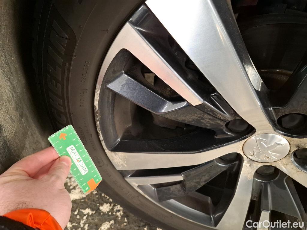  Peugeot  3008  GT Line 1.2 PureTech 130CV BVM6 E6d #16