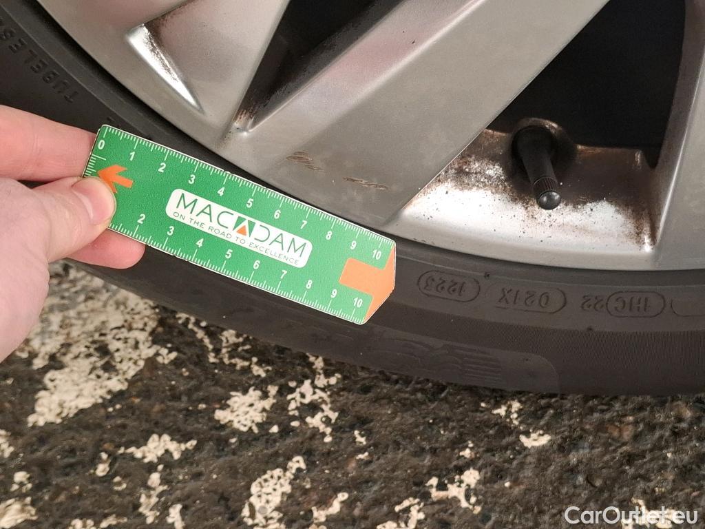  Peugeot  5008  Active Business 1.5 HDi 130CV BVA8 7 Sieges E6dT #14