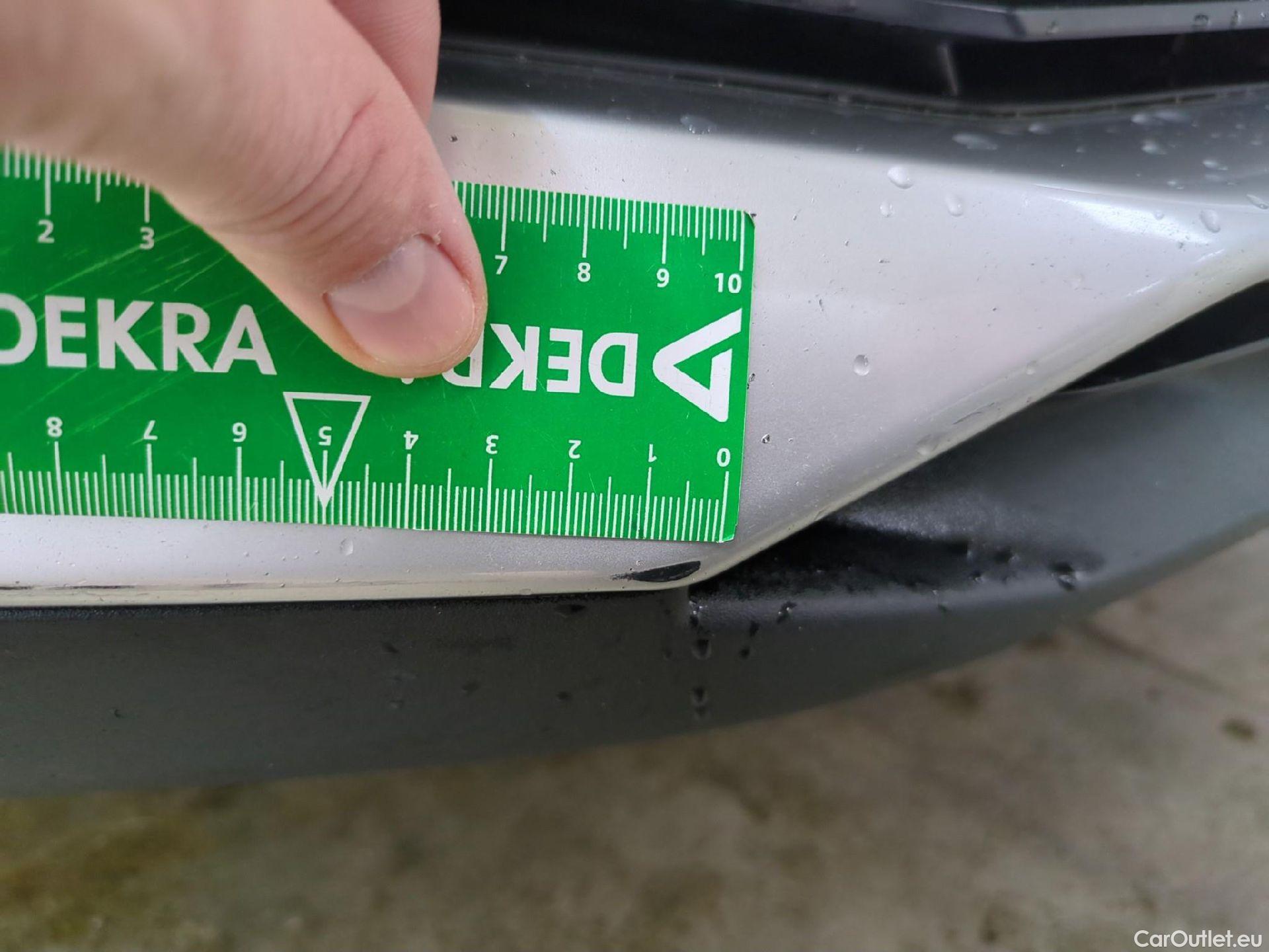  Peugeot  3008  Active Pack 1.5 HDi 130CV BVA8 E6d #18