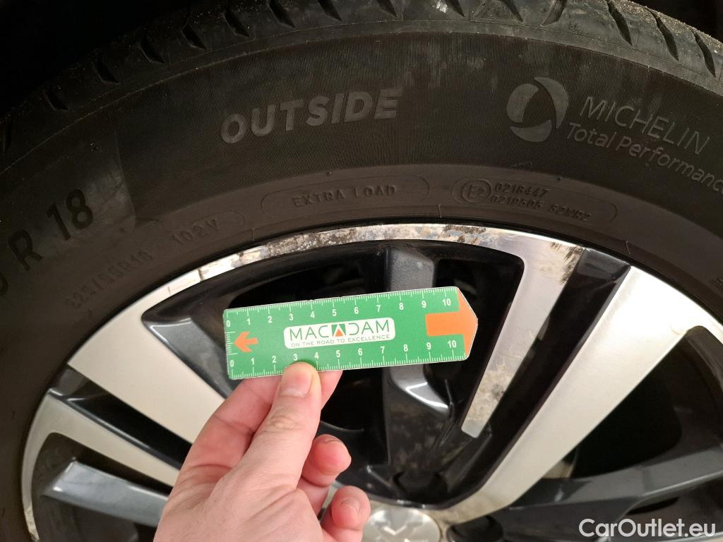  Peugeot  3008  GT Line 1.2 PureTech 130CV BVM6 E6d #13