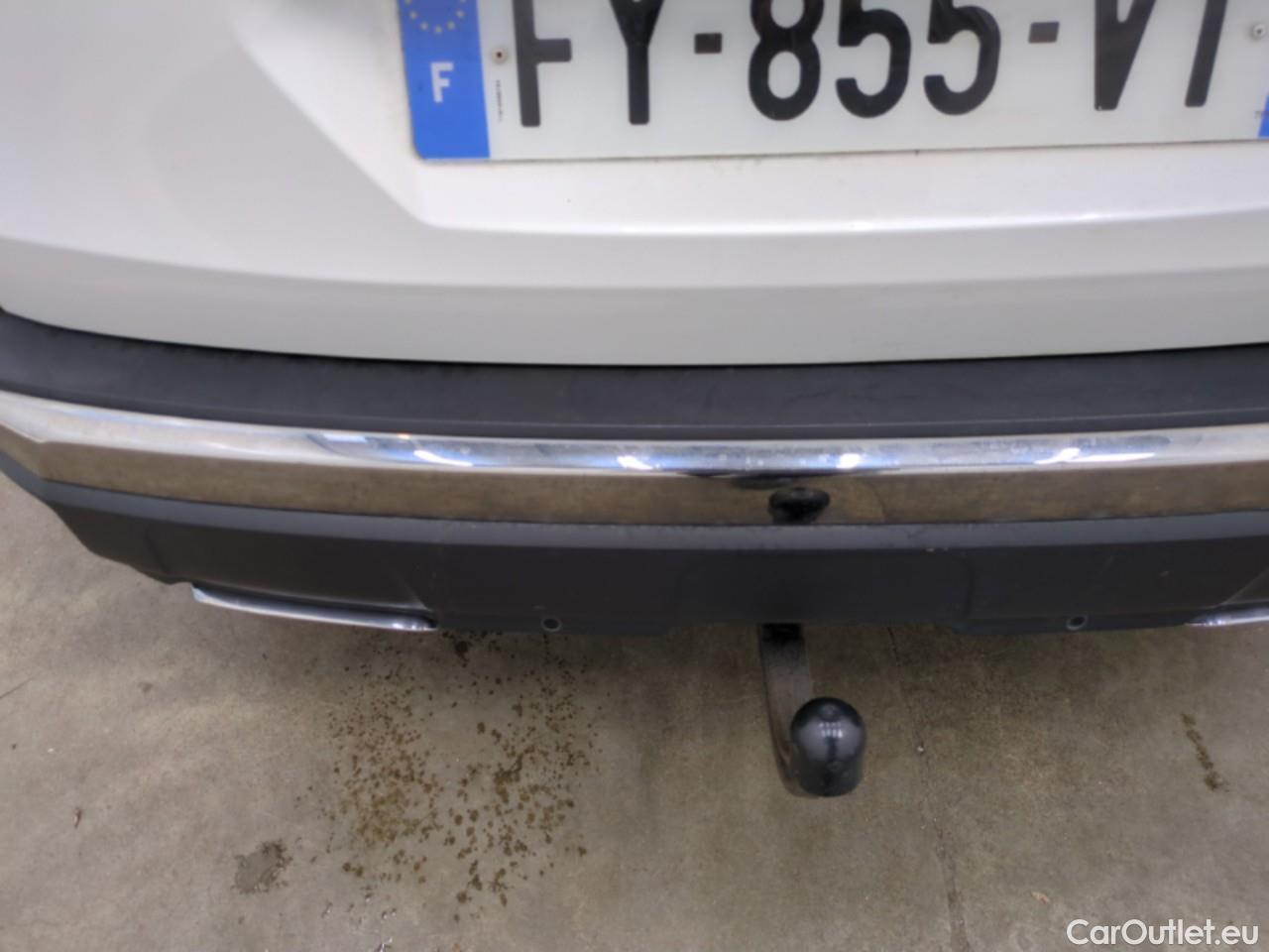  Peugeot  3008 PEUGEOT  / 2020 / 5P / SUV PureTech 180 S&S EAT8 GT Pack #34