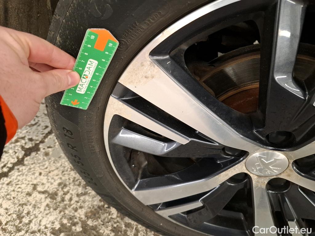  Peugeot  3008  GT Line 1.2 PureTech 130CV BVM6 E6d #25