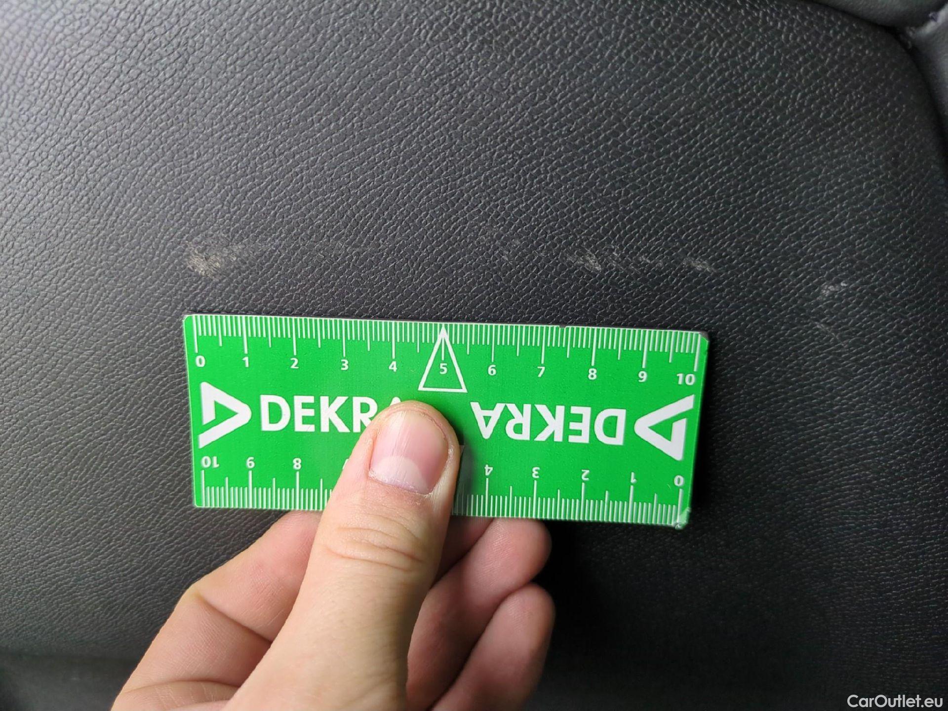  Peugeot  3008 PEUGEOT  / 2020 / 5P / SUV PureTech 180 S&S EAT8 GT Pack #13