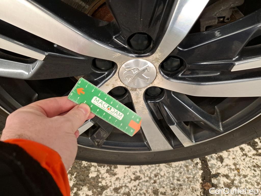  Peugeot  3008  GT Line 1.2 PureTech 130CV BVM6 E6d #20