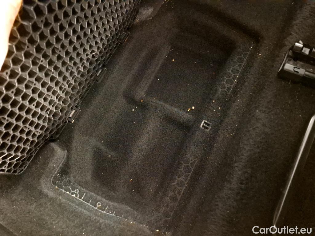  Peugeot  5008  Style 1.5 HDi 130CV BVM6 7 Sieges E6d #25