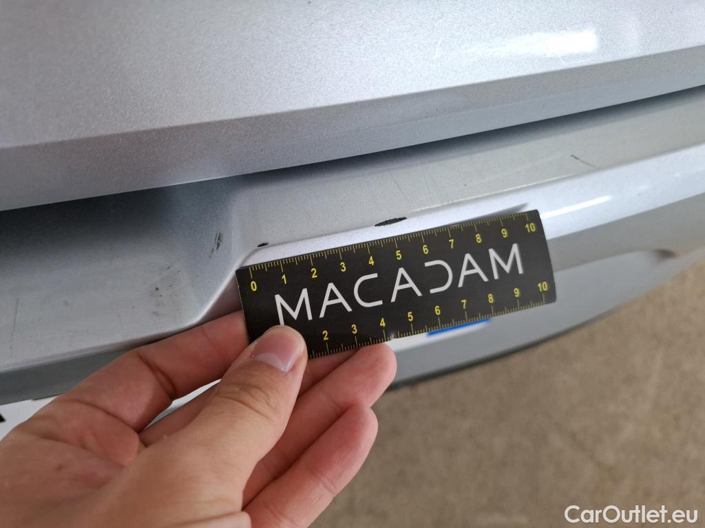  Renault  Megane RENAULT Mégane Berline / 2020 / 5P / Berline Business TCe 140 EDC FAP #14